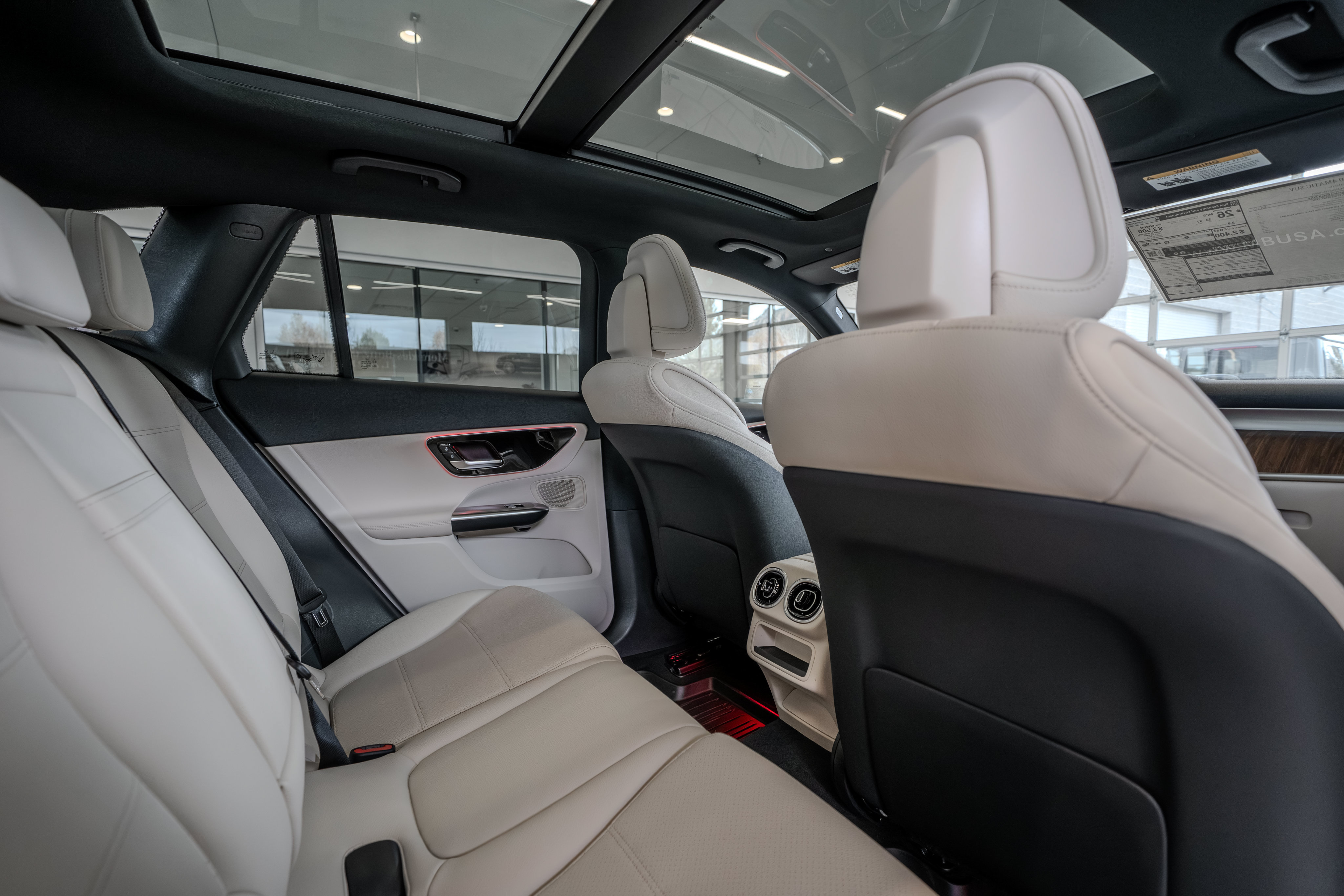 Certified 2026 Mercedes-Benz GLC 300 4MATIC image 28