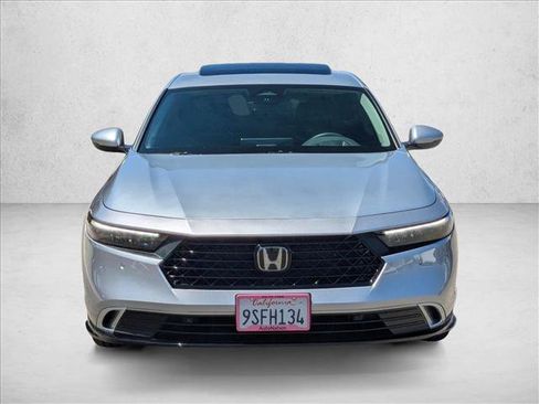 Used 2024 Honda Accord Touring image 2