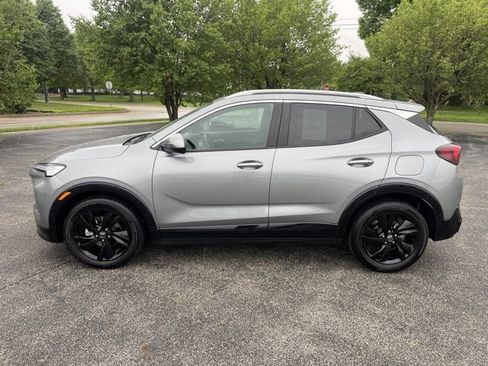 Used 2024 Buick Encore GX Sport Touring image 8