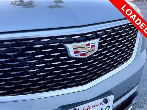 Used 2025 Cadillac XT6 Premium Luxury image 30