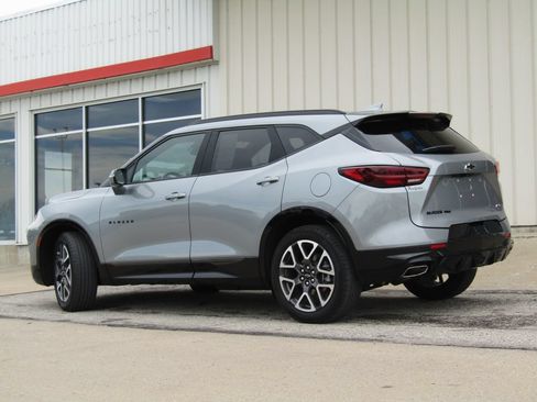 Used 2025 Chevrolet Blazer RS AWD/4WD image 10