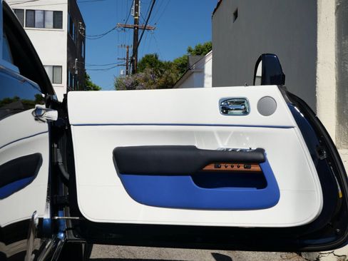 Certified 2019 Rolls-Royce Wraith image 11