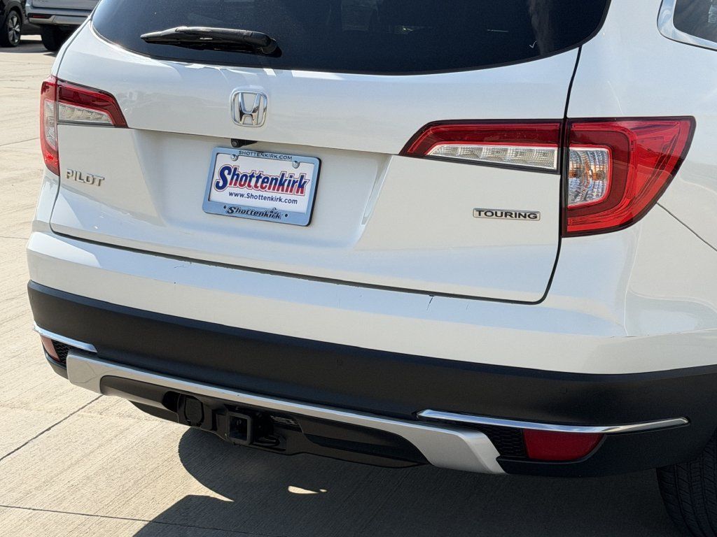 Used 2019 Honda Pilot Touring image 6