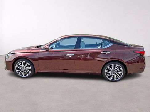 Used 2023 Nissan Altima 2.5 SL FWD image 4