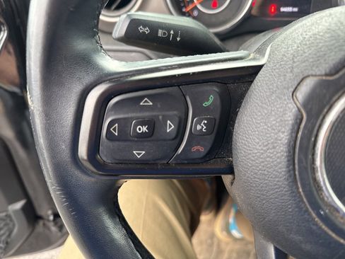 Used 2018 Jeep Wrangler Unlimited Sport S image 13