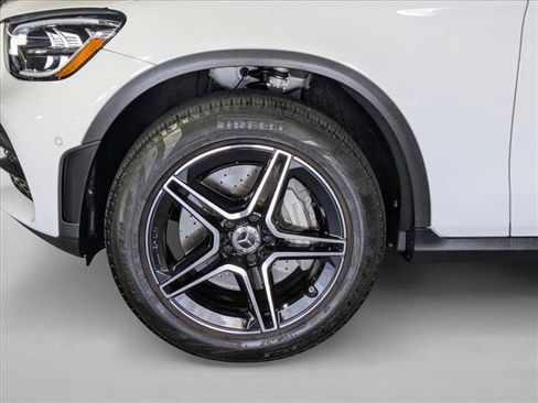 Used 2022 Mercedes-Benz GLC 300 image 22
