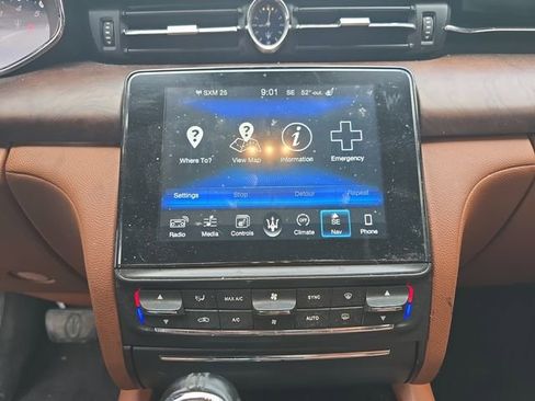 Used 2017 Maserati Quattroporte S image 10