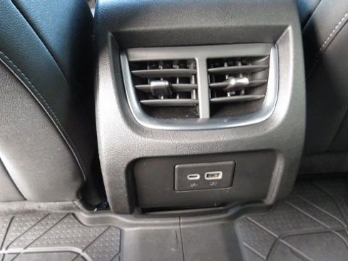 Used 2024 Chevrolet Blazer LT w/ Midnight/Sport Edition image 16