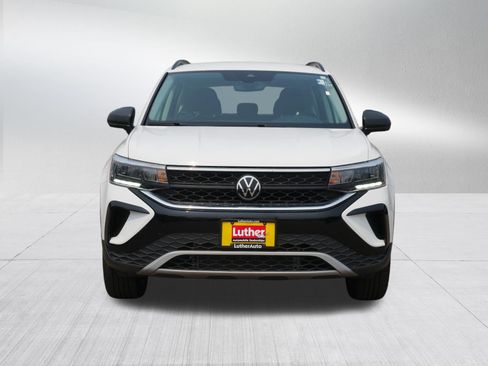 Used 2024 Volkswagen Taos S AWD/4WD image 2