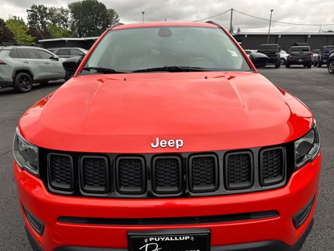Used 2018 Jeep Compass Sport AWD/4WD image 23