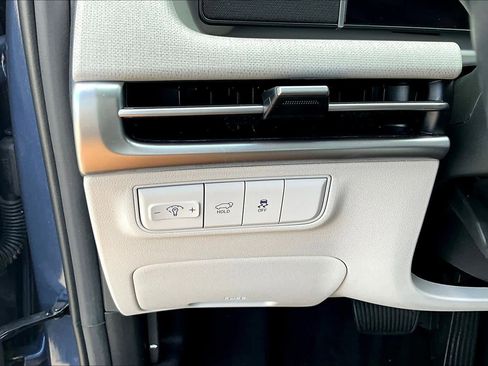 Certified 2025 Hyundai Tucson SEL image 32