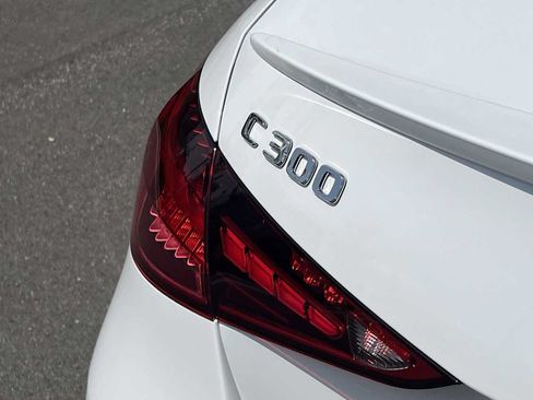 Used 2026 Mercedes-Benz C 300 4MATIC Sedan image 21