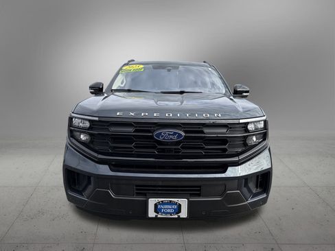 Used 2025 Ford Expedition Active image 7