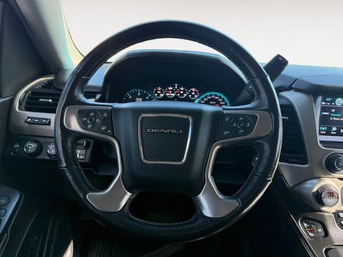 Used 2018 GMC Yukon Denali w/ Denali Ultimate Package image 10