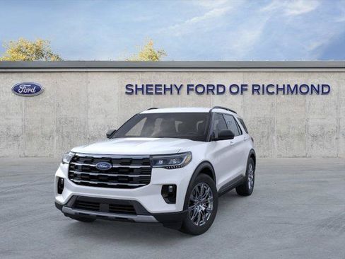 Certified 2026 Ford Explorer Active w/ Active Comfort Package AWD/4WD image 3