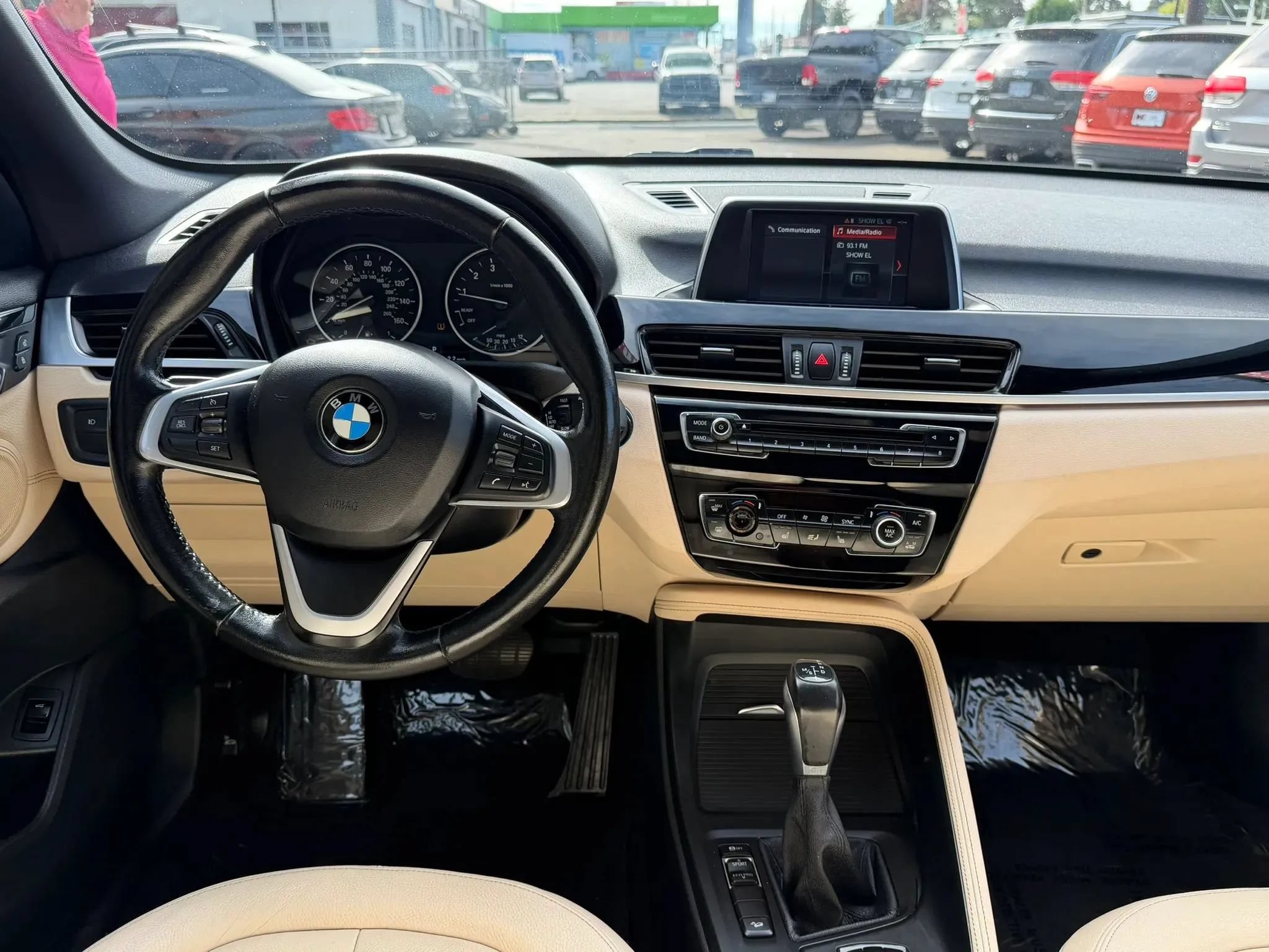 Used 2018 BMW X1 xDrive28i AWD/4WD image 18