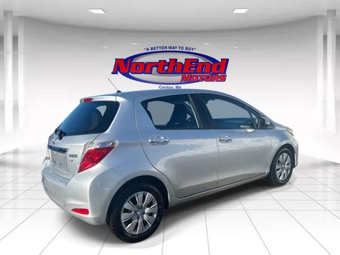 Used 2012 Toyota Yaris LE image 3