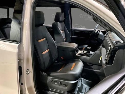 New 2026 GMC Sierra 1500 AT4 w/ AT4 Premium Package image 12