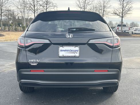 Certified 2025 Honda HR-V LX image 8