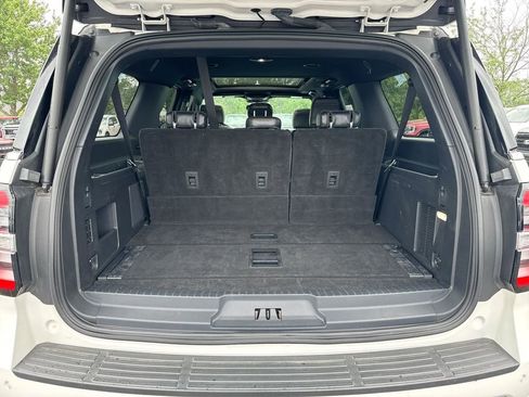 Used 2022 Ford Expedition Max Platinum AWD/4WD image 26