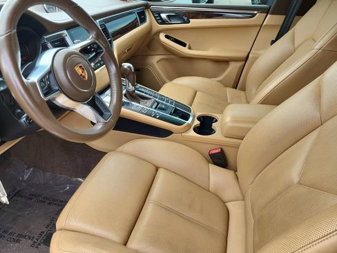Used 2017 Porsche Macan S AWD/4WD image 12