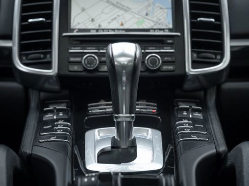 Used 2014 Porsche Cayenne Diesel image 46