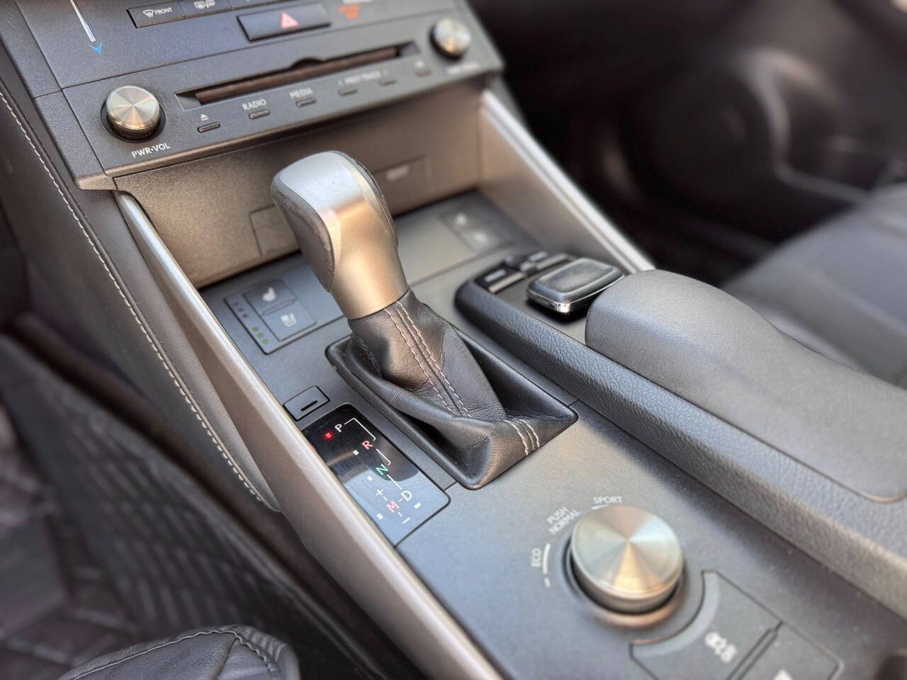 Used 2015 Lexus IS 250 w/ Navigation System Package RWD image 12