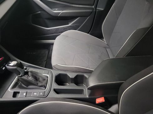 Used 2025 Volkswagen Jetta Sport image 27