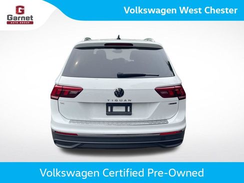 Certified 2024 Volkswagen Tiguan SE AWD/4WD image 4