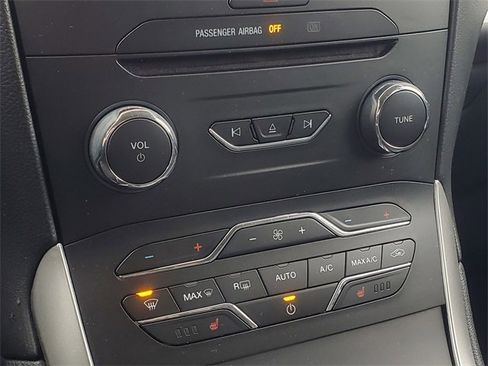 Used 2015 Ford Edge SEL w/ Equipment Group 201A image 25