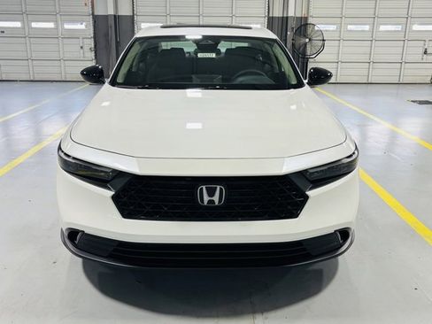New 2025 Honda Accord SE image 11