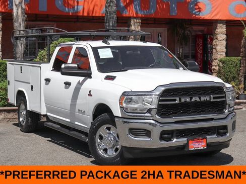 Used 2021 RAM 2500 Tradesman w/ Chrome Appearance Group RWD image 2