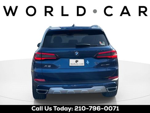 Used 2022 BMW X5 xDrive40i AWD/4WD image 4