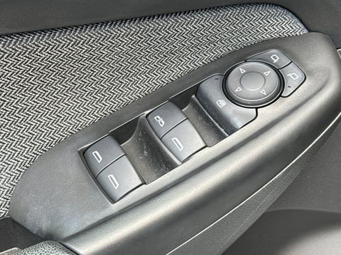 Used 2025 Chevrolet TrailBlazer LT w/ Driver Confidence Package FWD image 13