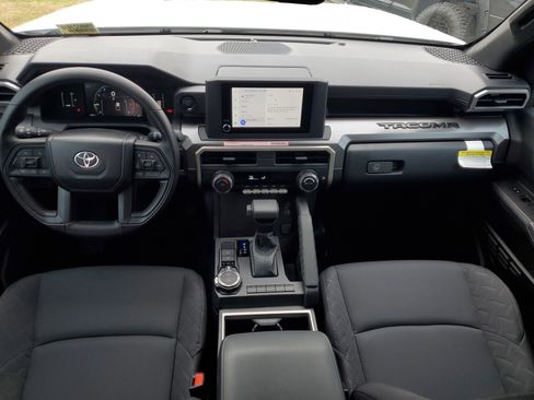 Used 2024 Toyota Tacoma SR5 image 15