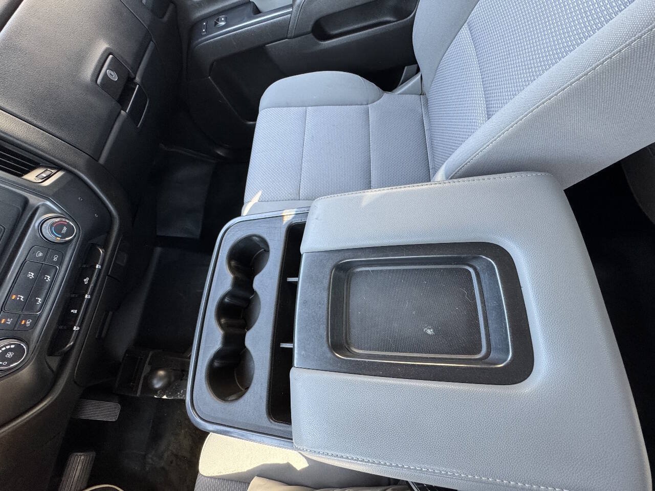 Used 2018 Chevrolet Silverado 1500 W/T w/ Trailering Package AWD/4WD image 25
