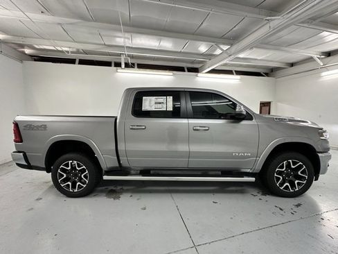 Used 2025 RAM 1500 Laramie w/ Off Road Group image 5