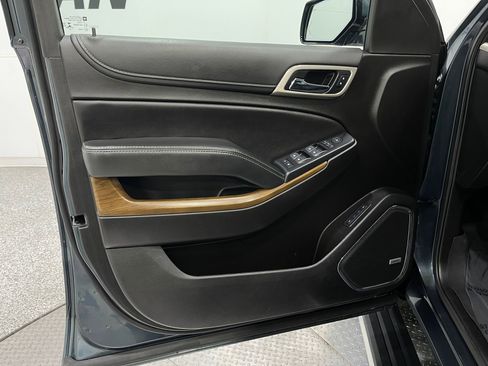 Used 2020 GMC Yukon XL Denali w/ Open Road Package image 17