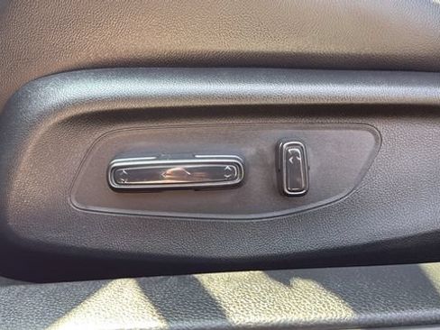 Used 2024 Honda Civic Touring image 11