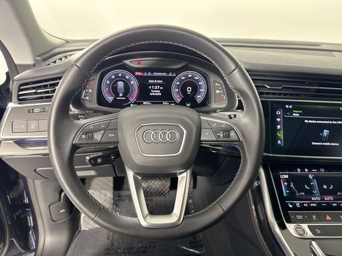 Used 2025 Audi Q8 Premium Plus w/ Premium Plus Package AWD/4WD image 19