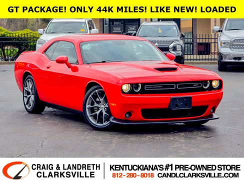 Used 2022 Dodge Challenger GT RWD image 1