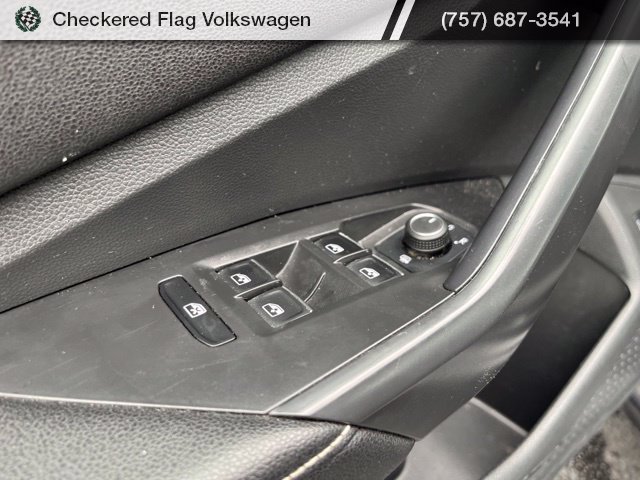 Used 2025 Volkswagen Jetta Sport FWD image 15