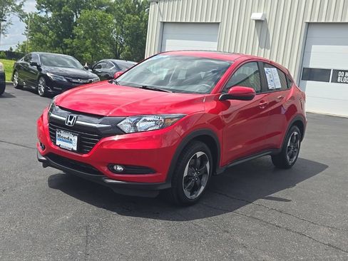 Used 2018 Honda HR-V EX image 3