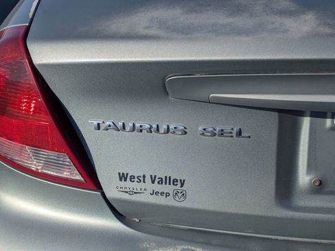 Used 2006 Ford Taurus SEL image 8