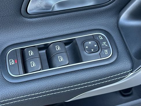 Certified 2025 Mercedes-Benz CLA 250 image 12