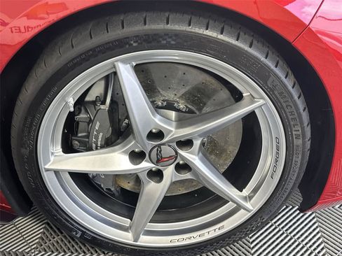 Used 2025 Chevrolet Corvette E-Ray AWD/4WD image 12