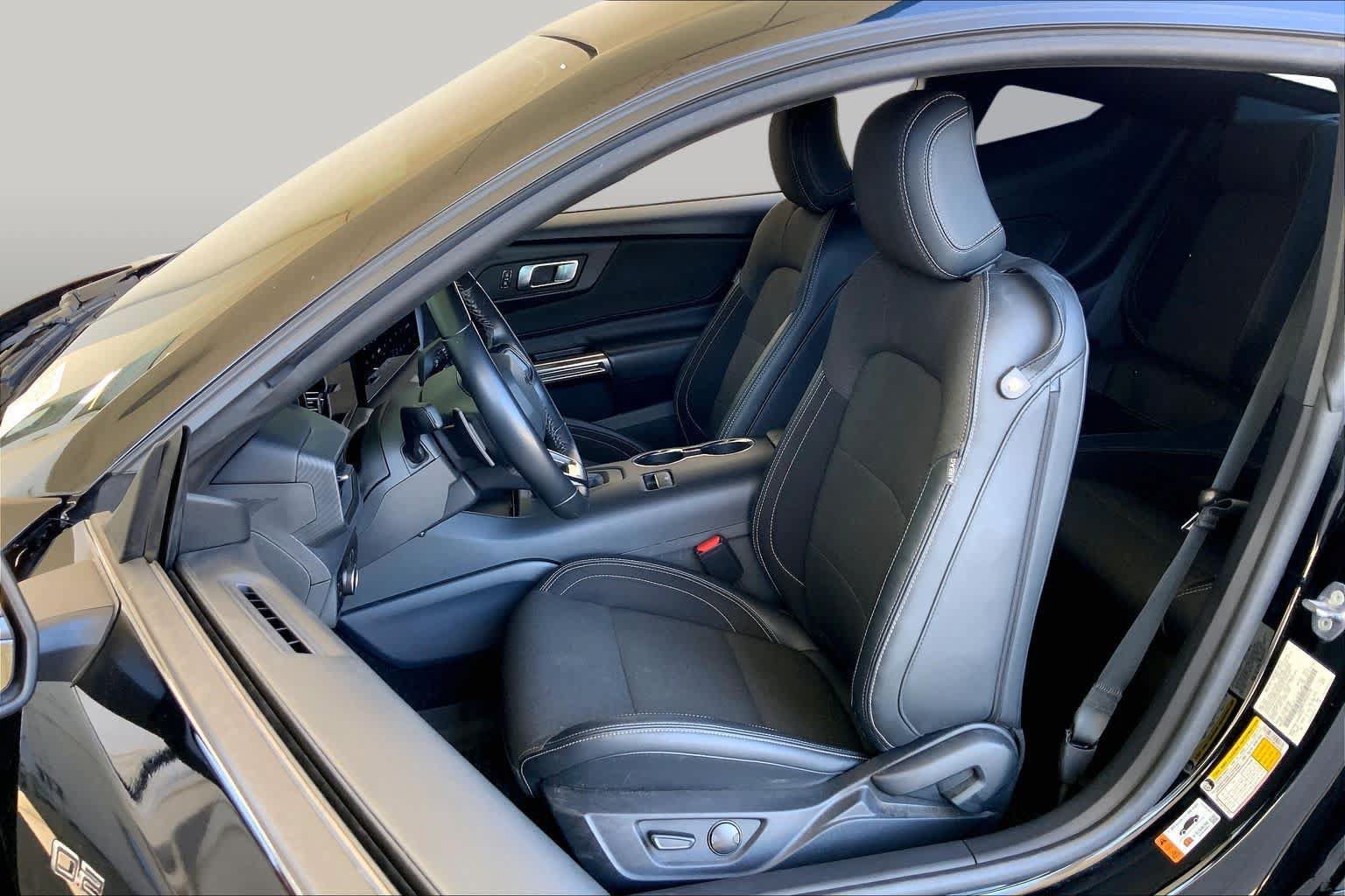 Used 2024 Ford Mustang GT RWD image 8