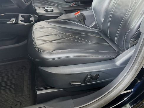 Used 2021 Ford Mustang Mach-E Select w/ Comfort/Appearance Package image 21