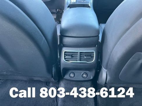 Used 2022 Hyundai Santa Fe SEL w/ Convenience + Premium Package FWD image 14