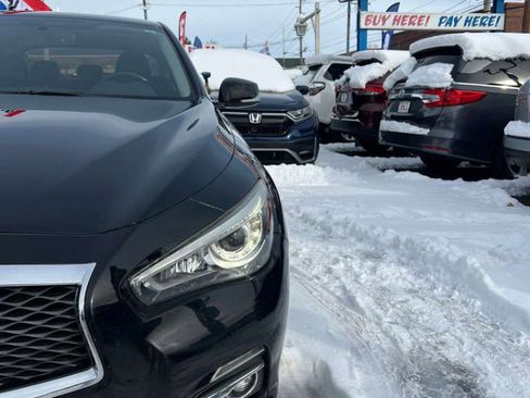 Used 2017 INFINITI Q50 Premium w/ 2.0T Premium Plus Package image 4